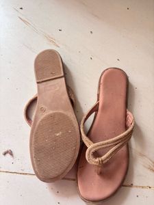 Stylish Women's Heels with Bow Detail