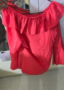 Tomato 🍅 RED COLOR TOP - M Or S SIZE