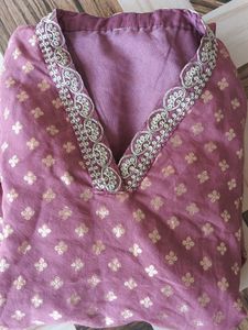 Elegant Embroidered Ethnic kurti