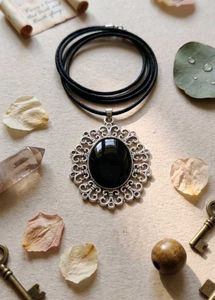Gothic Oval Pendant Choker