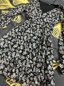 Floral Print Mini Dress with Long Sleeves