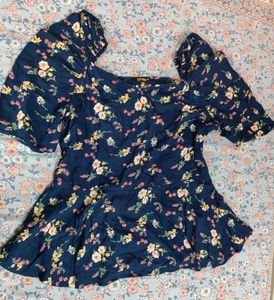 Floral Print Top 💐