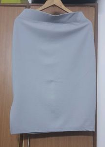Chic Grey Side Slit Pencil Skirt