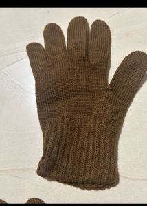 set of 2 winter caps &amp; gloves