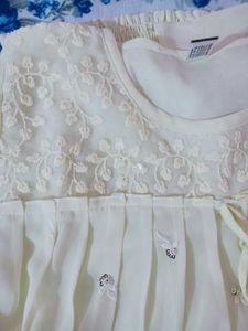 Elegant Light Yellow Chiffon Top