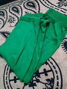 Vibrant Green Leggings