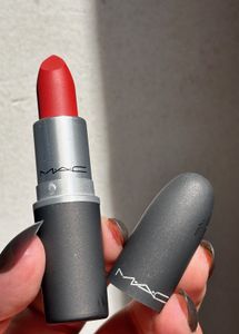 MAC powder kiss Lipstick Devoted To Chilli