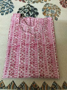 unused Pink Printed  short Cotton Kurta