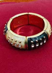 Chic Enamel &amp; Crystal Bangle Bracelet