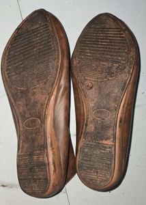 Stylish Brown Pointed Toe Flats