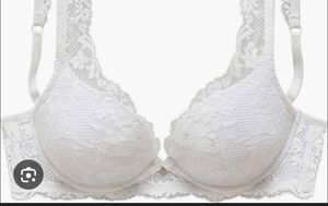 Elegant White Lace Bra with brief 👍