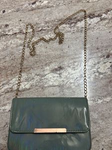 Shiny Green Chain Clutch