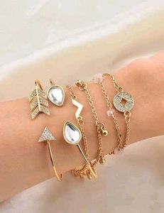 combo pack of 6 eye catching bracelets