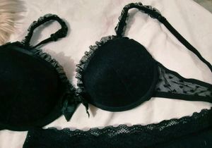 Black Lace Trim Bra &amp; Panty Set