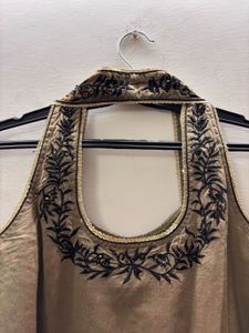 Elegant Embroidered Kurta