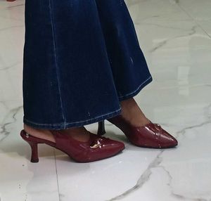 Chic Burgundy Slingback Heels