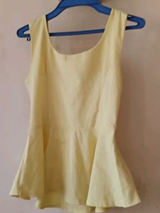 Chic Yellow Cutout Peplum Top