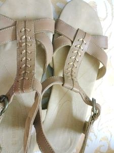 Ladies Comfortable Sandals