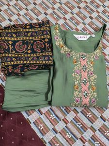 Elegant Green Embroidered Kurta Set