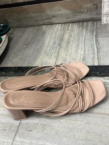 Chic Strappy Block Heel Sandals