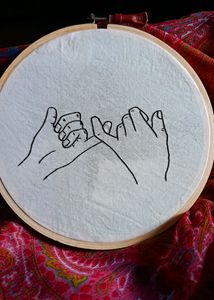 Best Friends Embroidery Design