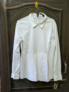 Classic White Collared Long Sleeve Top