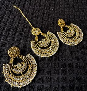 Kundan Maang Tikka & Earrings