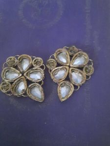 Sparkling Rhinestone Brooch Set