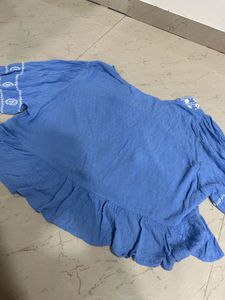Baby blue top