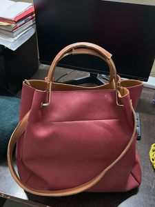 Hand bag
