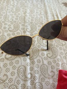 Gold Frame Cat Eye Sunglasses