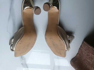 Sparkling Bow Slip-on Sandals