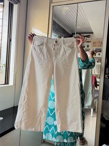 Cream Wide-Leg Cropped Pants