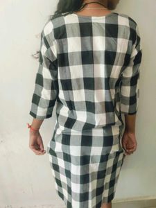 Black And White Checks Kurti