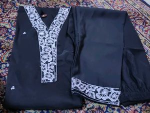 Black &amp; White Embroidery - 2 Piece Set