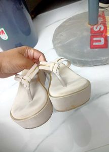 DressBerry Platform Heels