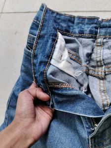 Light Wash Flared Jeans