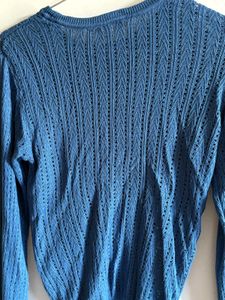 Chic Blue Knit Sweater