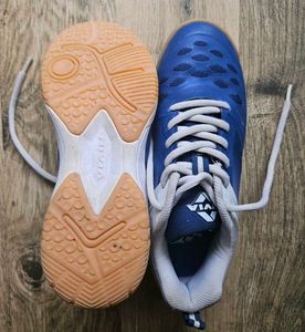 Nivia HY-Court 2.0 Badminton Shoes UK4