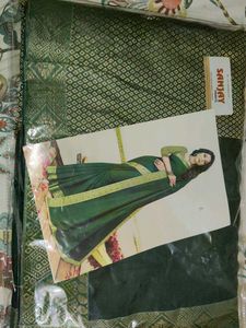 Elegant Green Saree with Zari Work