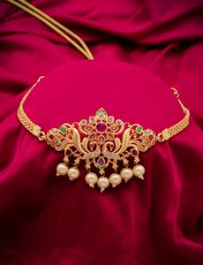 Brand New** Beautiful Choker/Necklace  For Women