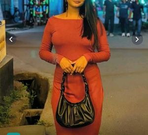 Elegant Burgundy Long Sleeve Dress