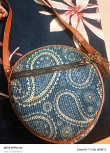 Round Sling Bag