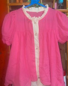 🚨‼️🚨‼️ price drop Cute Pink top size small can w