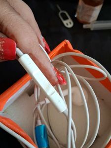 type c earbud