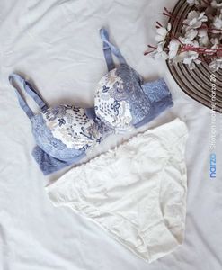 Lace Detail Lingerie Set