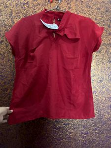 With tag Chic Red Cut-Out Neck Top