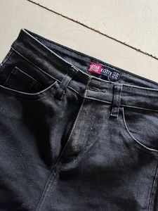 Straight fit jeans!