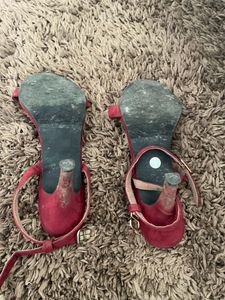 Used Monrow Red Heels
