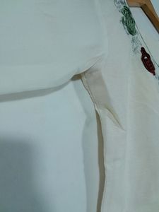 White With Floral Embroidery Kurta Sets (Women's)